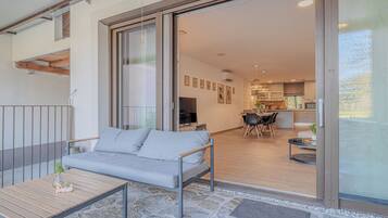 21-inch flat-screen TV with digital channels