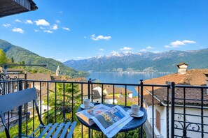 Family Apartment, 2 Bedrooms, Balcony, Mountainside (Casa Patrizia Caviano Gambarogno with) | Property grounds - Casa Patrizia Caviano Gambarogno With Lake & Mountain Views (Gambarogno)