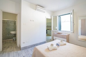 패밀리 아파트, 침실 여러 개 (Casa Graziano 1 Near Sandy Beach) | 1 개의 침실, 무료 WiFi, 침대 시트