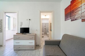 Family Apartment, Multiple Bedrooms (Casa Graziano 2 Near Sandy Beach) | Living area
