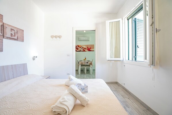 อพาร์ทเมนท์สำหรับครอบครัว, หลายห้องนอน (Casa Graziano 2 Near Sandy Beach) | 1 ห้องนอน, Wi-Fi ฟรี, ผ้าปูที่นอน