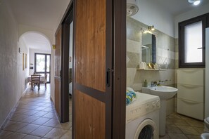 Family House, 1 Bedroom (Villino Asteria with garden near the) | Bathroom