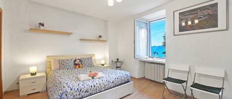 Family Apartment, Multiple Bedrooms (Lugano Bay View Uno)
