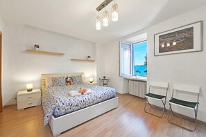 Familieleilighet, flere soverom (Lugano Bay View Uno) | 1 soverom, strykejern/-brett, wi-fi (inkludert) og sengetøy