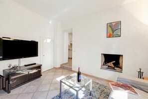 21-inch TV with cable channels