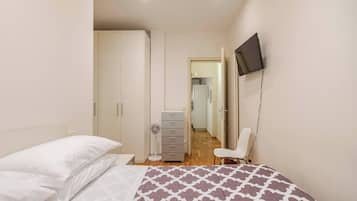 1 bedroom, iron/ironing board, travel crib, WiFi