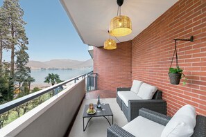 Estudio estándar, vistas a la montaña, junto al lago (La Perla Sul Lago) | Jardines del alojamiento