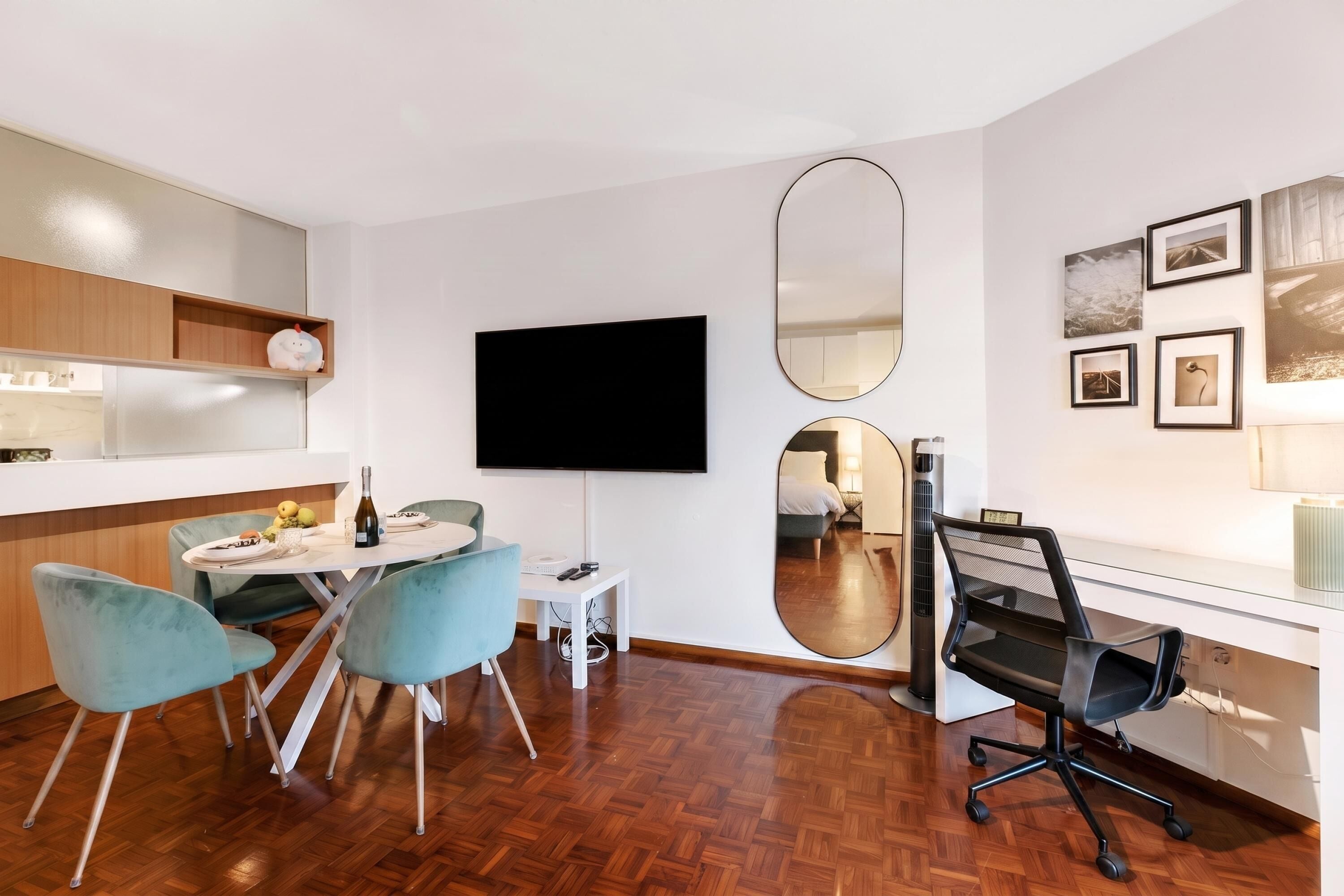 Estudio estándar, balcón, vista a la montaña (La Perla Sul Lago - Studio with) | Restaurantes
