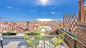 스탠다드 아파트, 침실 1개, 테라스 (Un Terrazzo Nella Pigna, Sea-View) | 야외 식당