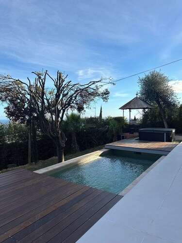 Villa Niçoise sea view with pool and jacuzzi