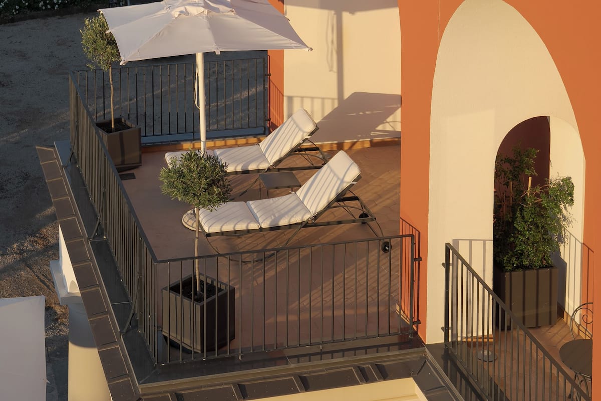 Junior Suite con terrazza 1 letto king, vista mare (PEONIA) | 露台