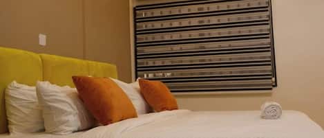 3 bedrooms, iron/ironing board, WiFi