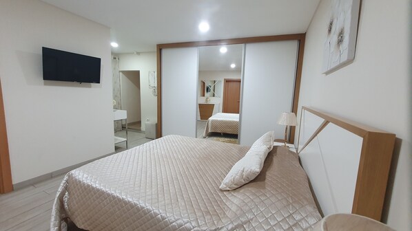 2 bedrooms, iron/ironing board, WiFi, bed sheets - Apartamento T3 para Alugar - Zona Rural com Garagem Fechada e Churrasqueira (Póvoa, Vila Nova De Paiva)