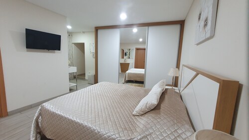 Apartamento T3 para Alugar - Zona Rural com Garagem Fechada e Churrasqueira