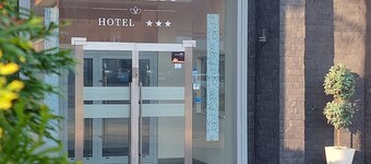 阿尔佩克斯酒店