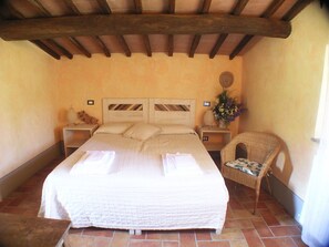 16 chambres, lit parapluie, Wi-Fi gratuit