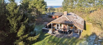 Relaxing holiday oasis near beach and nature