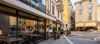 St. Bartholomew Square Bright&Comfy Apt x4