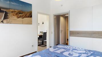 1 bedroom, free WiFi, bed sheets