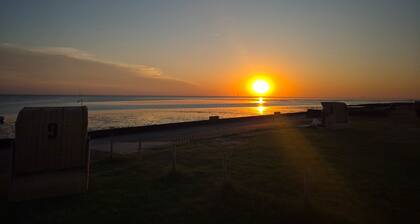 Apartment 'Abendsonne' with Shared Terrace, Shared Garden and Wi-Fi