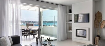 Marina Exclusive Apartment, Elegance Living