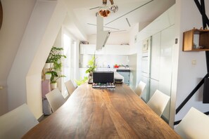 Dining - Lusso Apartment (Skopje)