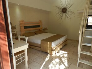 2 Schlafzimmer, Zimmersafe, kostenloses WLAN, Bettwäsche