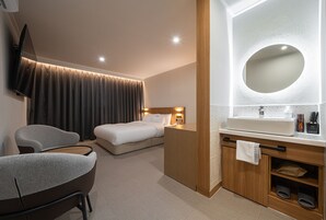 Ropa de cama de alta calidad, cubrecamas, wifi gratis y ropa de cama 