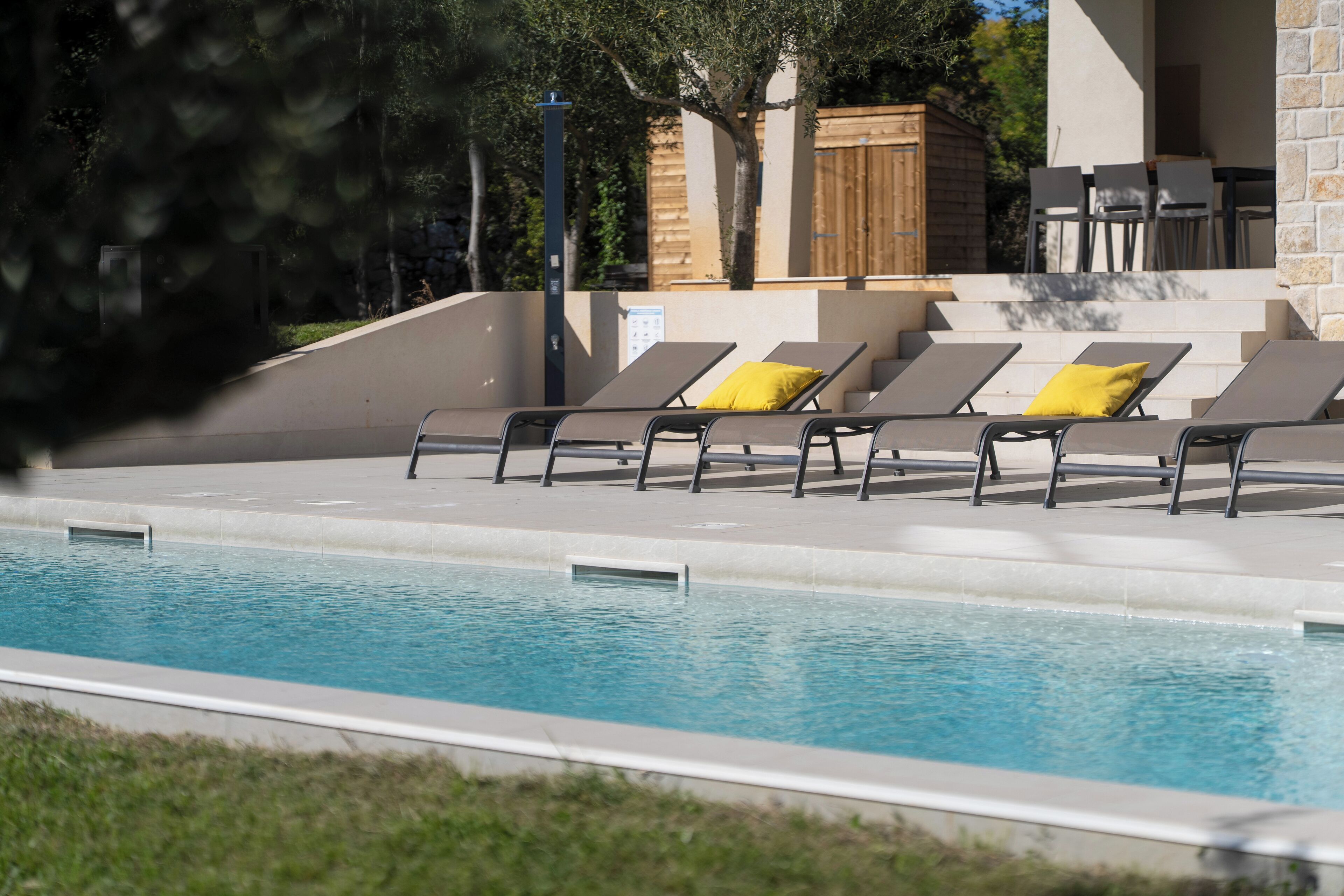 Piscine extérieure, piscine chauffée