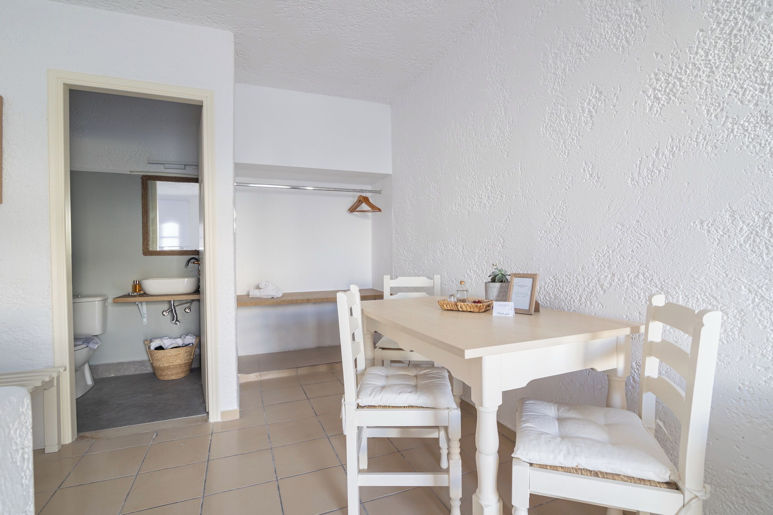Basic Triple Room, Courtyard View | Desk, free WiFi, bed sheets