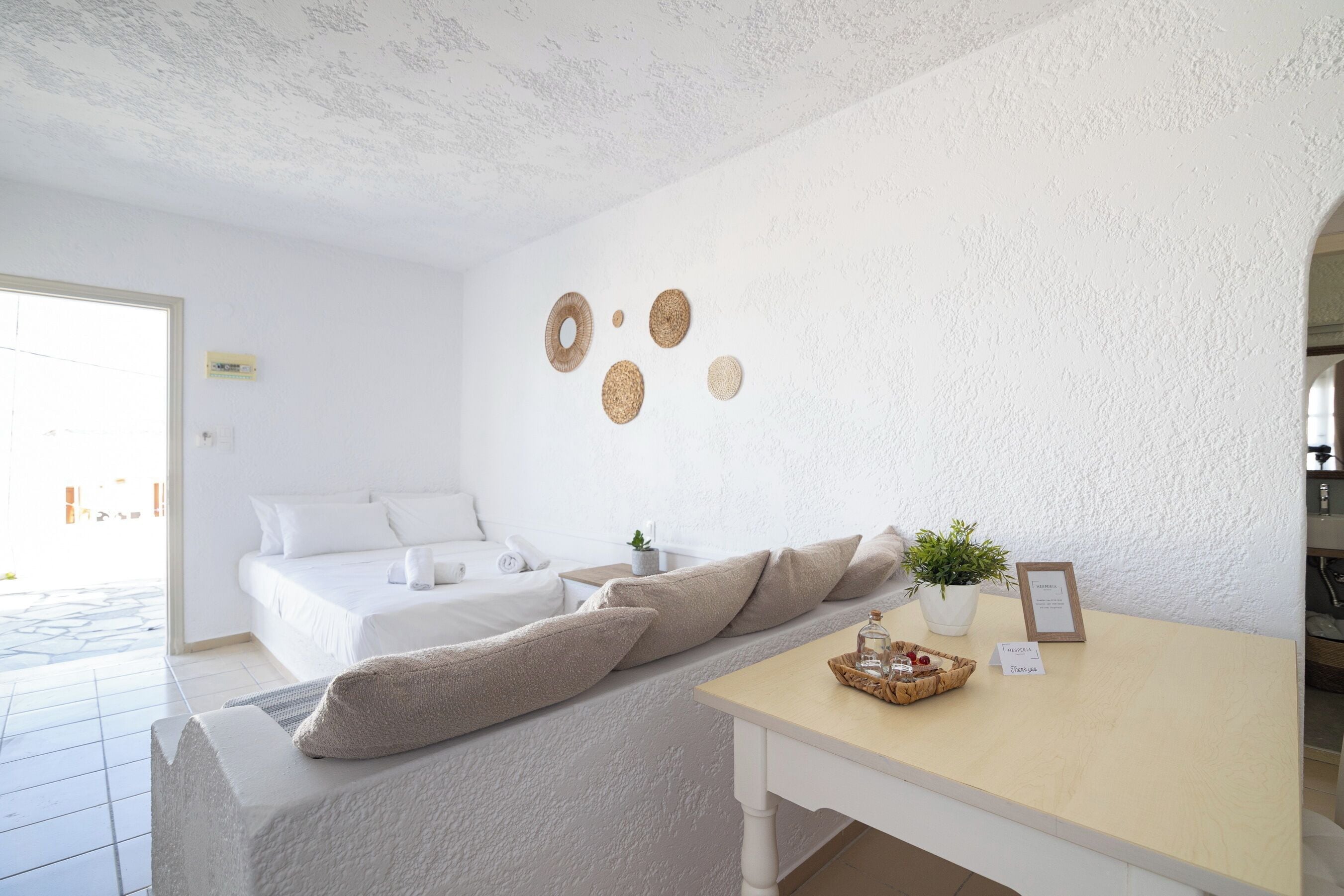 Desk, free WiFi, bed sheets