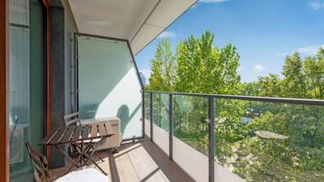 Deluxe appartement, uitzicht op stad | Balkon