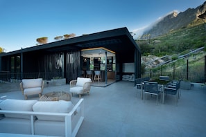 House | 4 bedrooms - Tarentaal Kloof Villa in Higgovale (Cape Town)