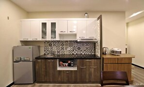 Apartment, Balcony | Private kitchen - Luxe Paradise Residence Nhat Chieu (Hanoi)