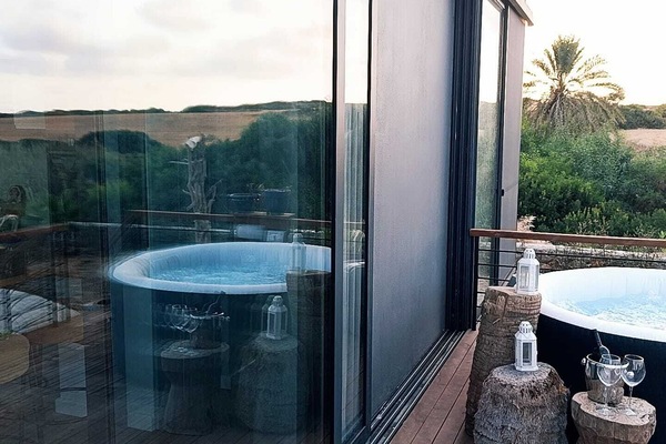 Bain à remous extérieur