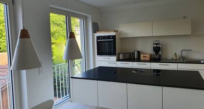 höriHaus 1804 - Apartment "Höriblick": Quiet, less than 200m from the lake, restaurants, Edeka