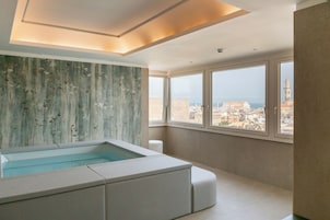 Sauna, vasca idromassaggio, bagno turco/hammam, trattamenti per il corpo