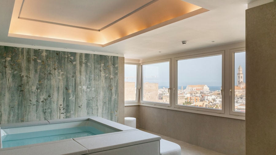 Mövenpick Hotel Bari