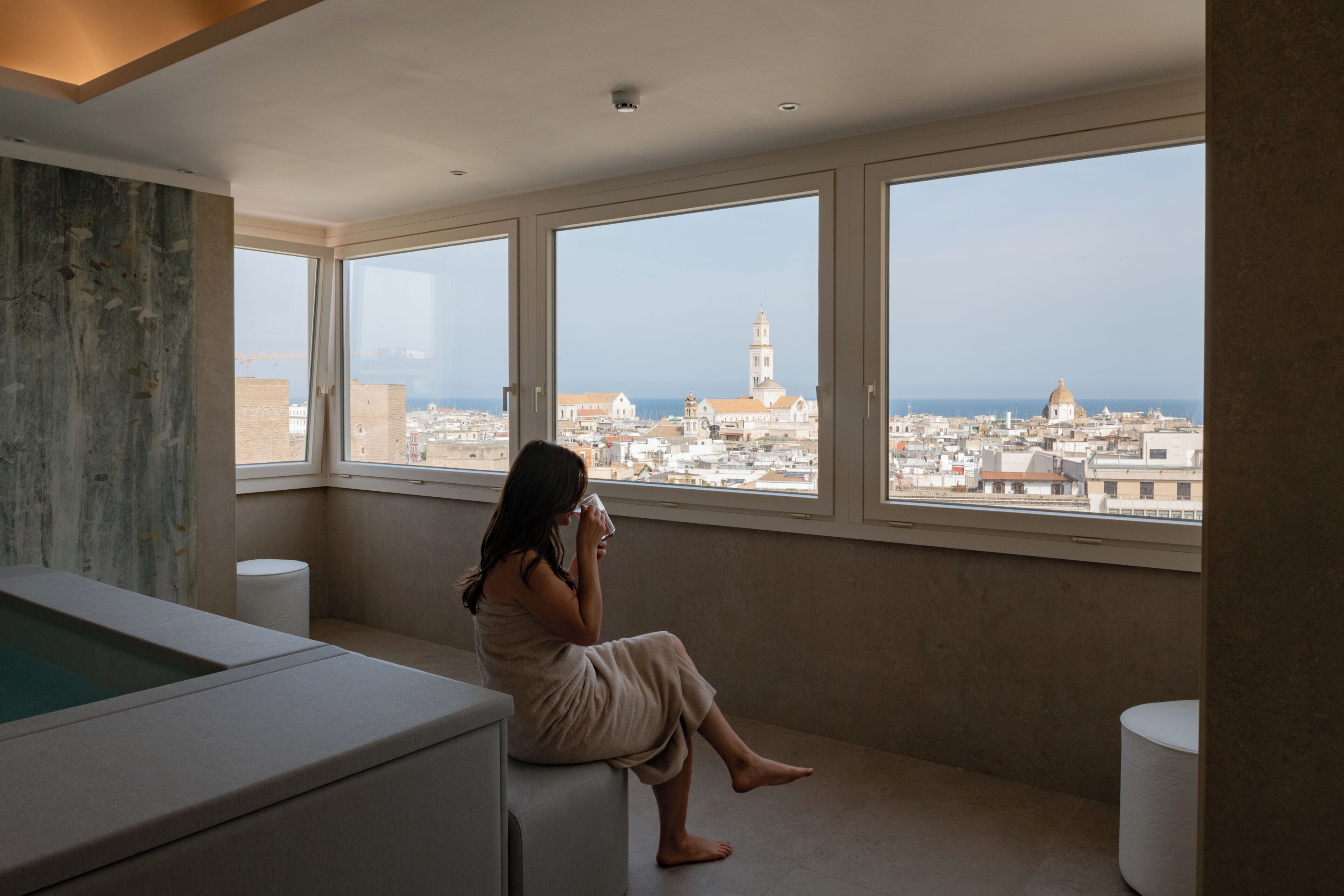 桑拿、熱水浴缸、土耳其浴、身體療程、面部療程、按摩服務