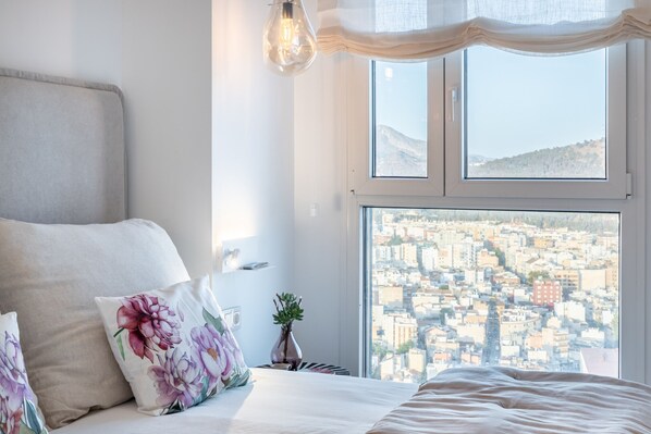 2 habitaciones, tabla de planchar con plancha y wifi gratis 