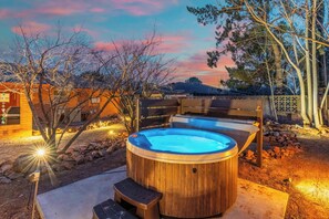 Baignoire à remous extérieure