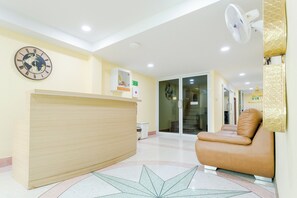 Reception - Rama Residency (Bangkok)