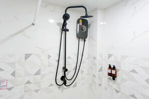 Premium Room, 1 Bedroom, Private Bathroom, Courtyard View | Bathroom | Shower, free toiletries, hair dryer, slippers - Rama Residency (Bangkok)