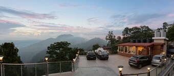 Hotel Wild Wood - 5 Minutes Walk to Mall Road