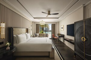 FAIRMONT 1 King Bed Pool View | Ausblick vom Zimmer