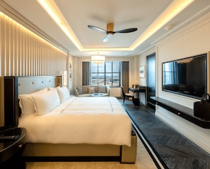 Premium bedding, free minibar, in-room safe, desk
