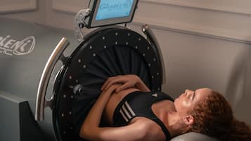 Couples treatment room(s), sauna, steam room, body treatments