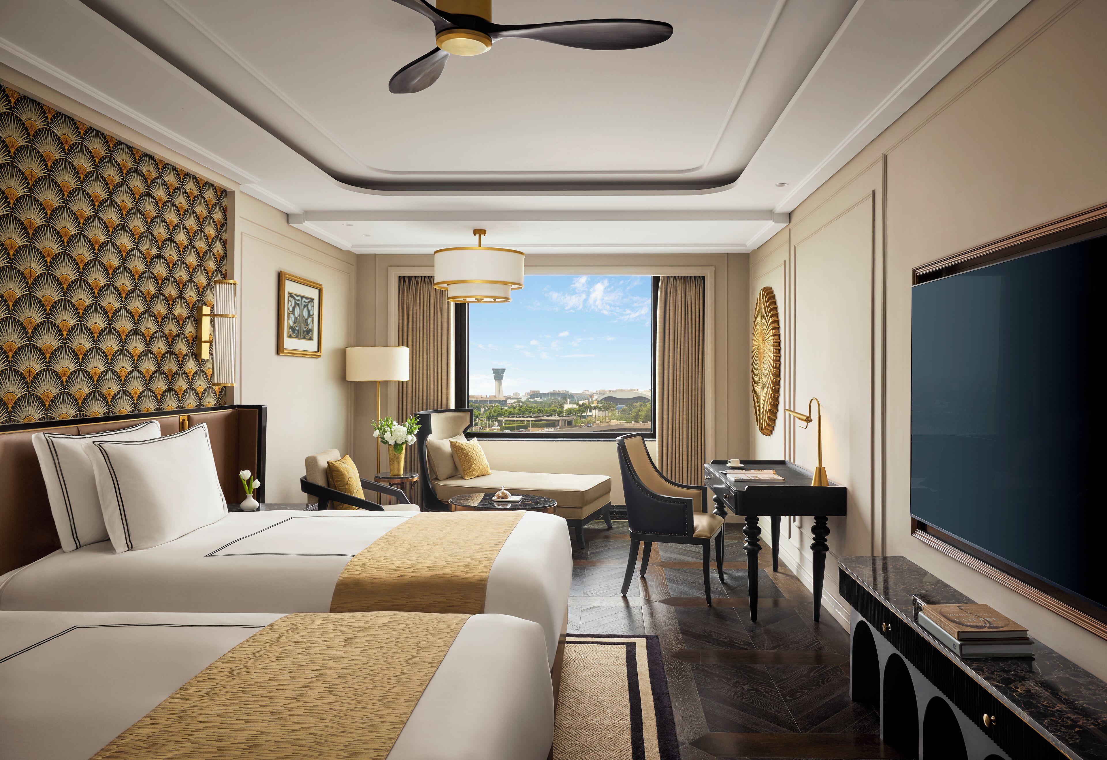 Premium bedding, free minibar, in-room safe, desk