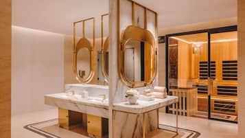 Couples treatment room(s), sauna, steam room, body treatments