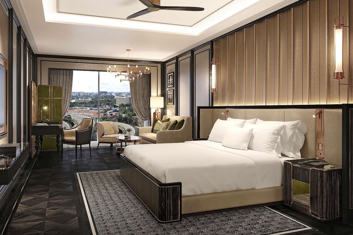 PRESIDENTIAL SUITE, 1 King Bed, 2 Hollywood Beds, Fairmont Gold Lounge access | Premium bedding, free minibar, in-room safe, desk